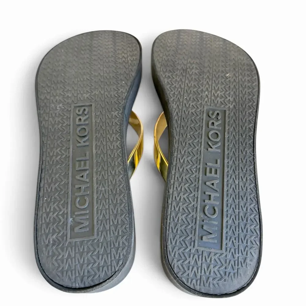 Michael Kors MK Platform Flip Flops Black Gold Striped Sandals Womens Sz 8